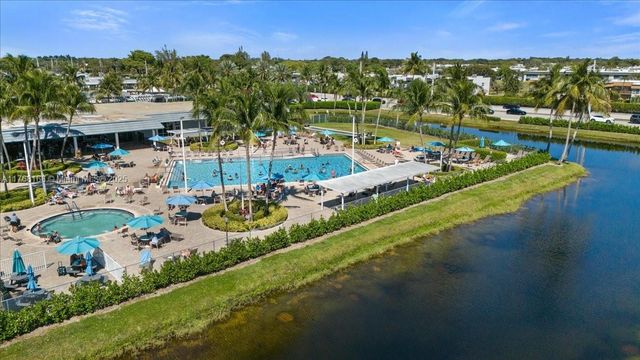590 Brittany M 590, Delray Beach, FL 33446