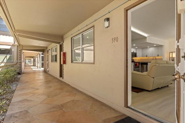 590 Brittany M 590, Delray Beach, FL 33446
