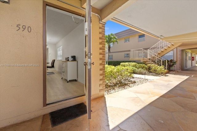 590 Brittany M 590, Delray Beach, FL 33446