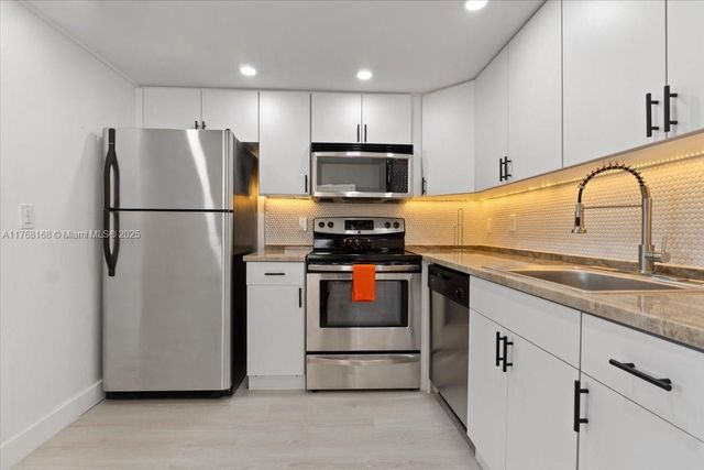 590 Brittany M 590, Delray Beach, FL 33446