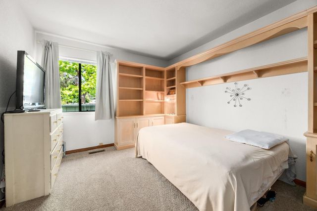 3205 Stockbridge Lane, Santa Cruz, CA 95065