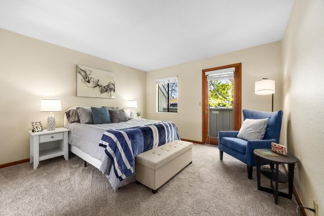3205 Stockbridge Lane, Santa Cruz, CA 95065