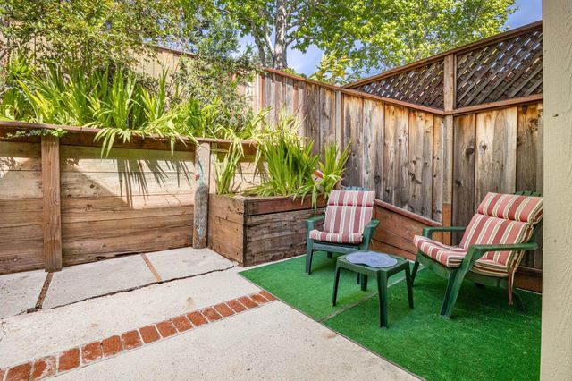 3205 Stockbridge Lane, Santa Cruz, CA 95065