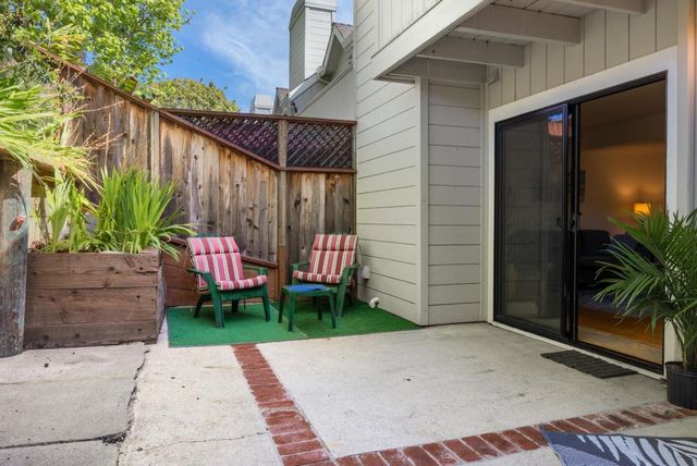 3205 Stockbridge Lane, Santa Cruz, CA 95065