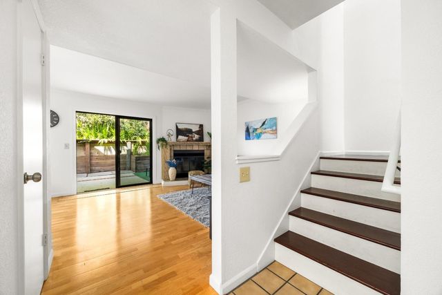 3205 Stockbridge Lane, Santa Cruz, CA 95065