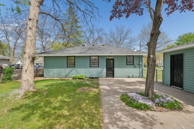 8774 Hale Avenue S, Cottage Grove, MN 55016