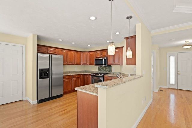 36 Shannon Marie Way, Easton, MA 02356