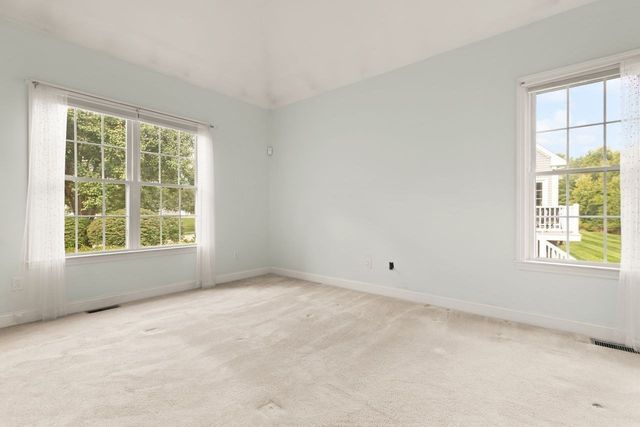36 Shannon Marie Way, Easton, MA 02356