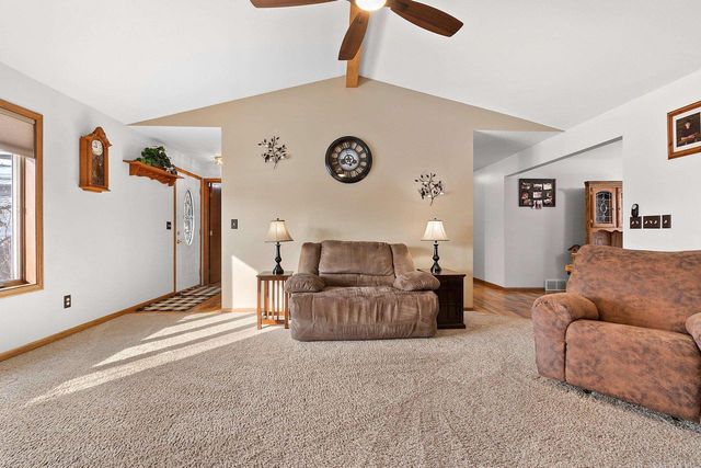 W6082 HEARTHSTONE DRIVE, Appleton, WI 54915
