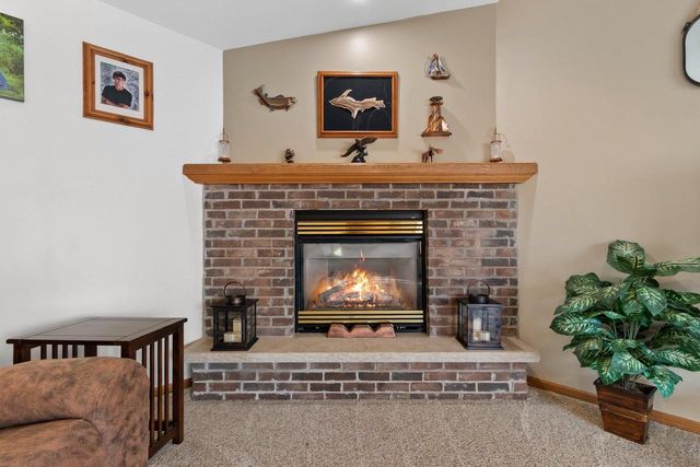 W6082 HEARTHSTONE DRIVE, Appleton, WI 54915