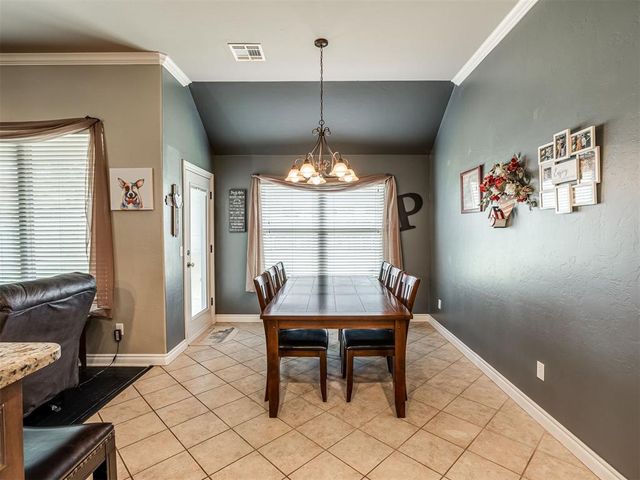 11613 SW 18th Street, Yukon, OK 73099