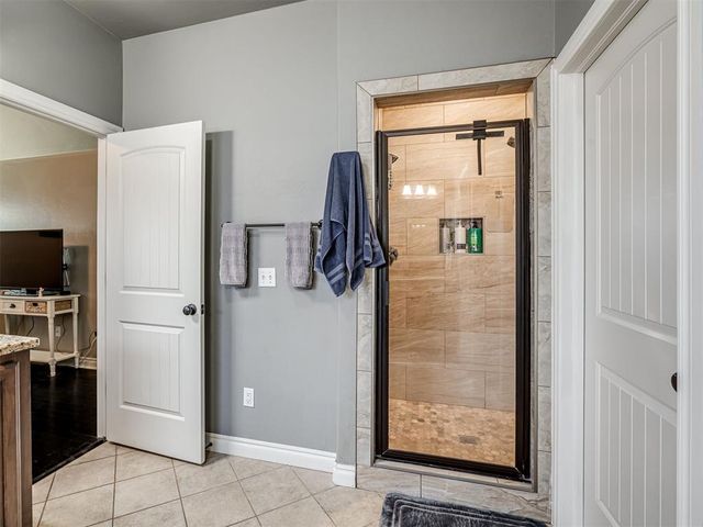11613 SW 18th Street, Yukon, OK 73099
