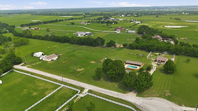 11303 Southwind Place, Krum, TX 76249