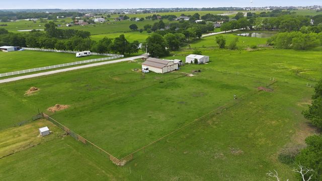 11303 Southwind Place, Krum, TX 76249
