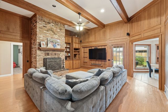 11303 Southwind Place, Krum, TX 76249