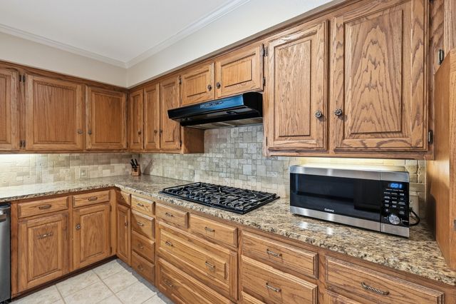 11303 Southwind Place, Krum, TX 76249