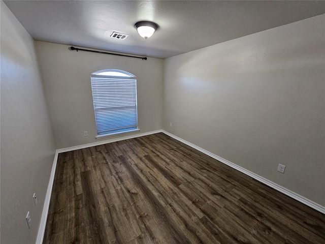 1428 SE 17th Place, Newcastle, OK 73065