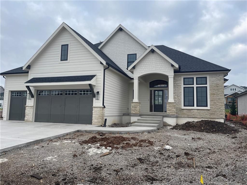 16928 Rosehill Street, Overland Park, KS 66221