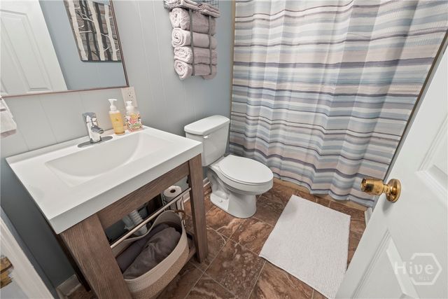 1561 Indian Woods Drive, Greensboro, GA 30642