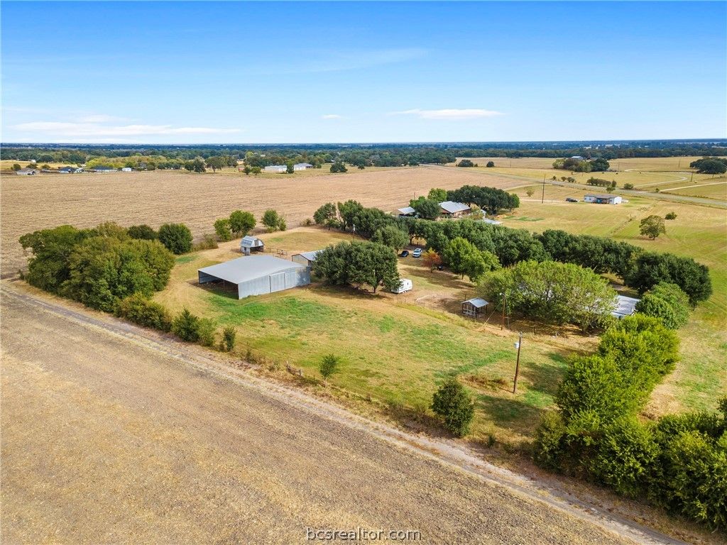 12044 FM 2155, Snook, TX 77878 — exterior