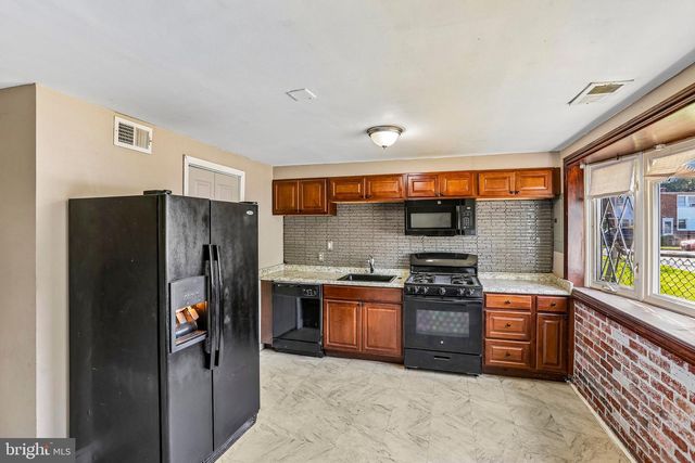 454 BIGLEY AVE, Baltimore, MD 21227