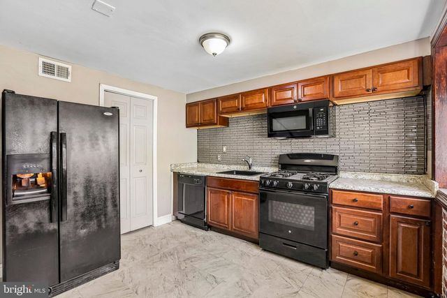 454 BIGLEY AVE, Baltimore, MD 21227