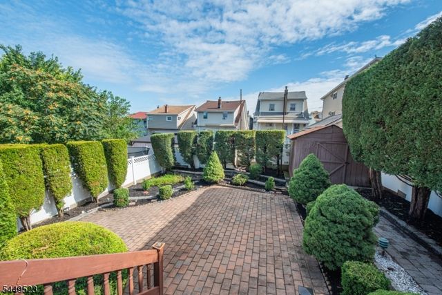 1456 76Th St, North Bergen Twp., NJ 07047