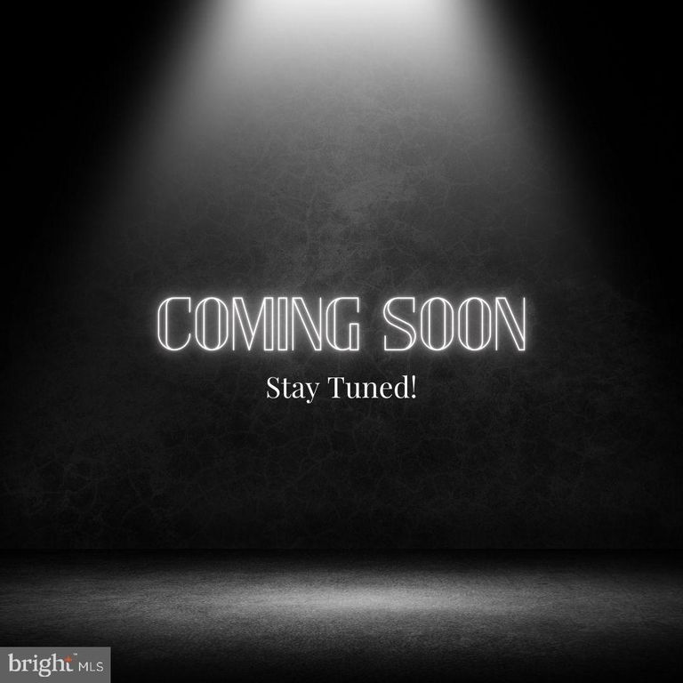 206 36TH ST SE, Washington, DC 20019