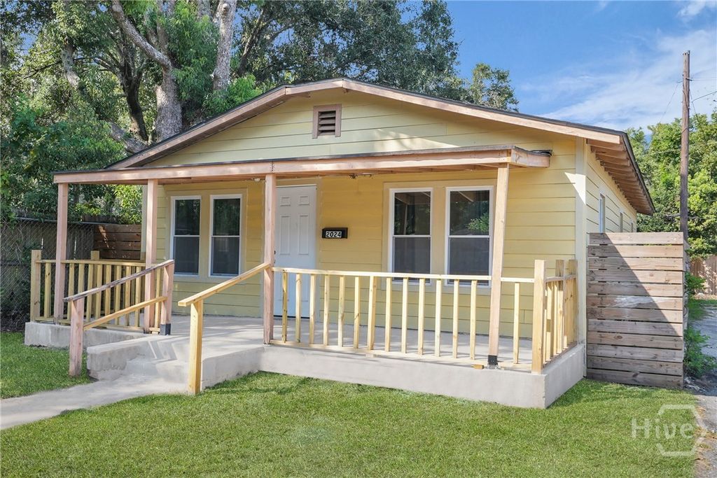Image 1 of property listing at 2024 E 51st Street, Savannah, GA 31404