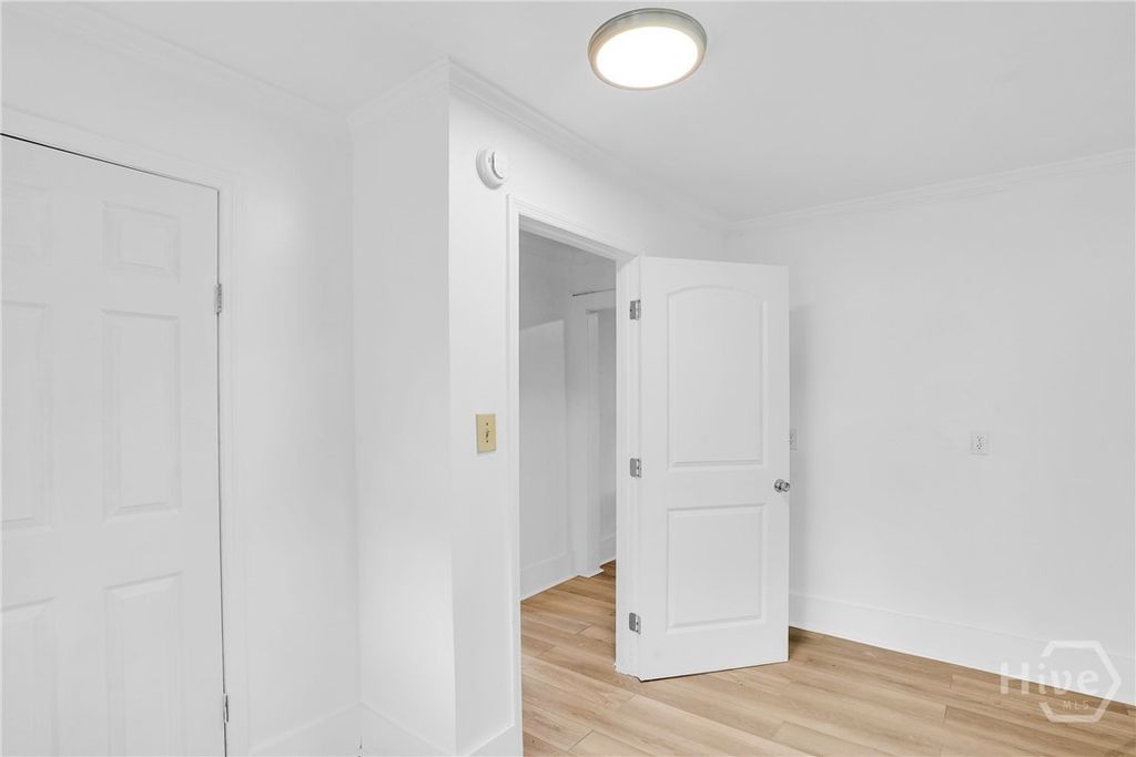 Image 20 of property listing at 2024 E 51st Street, Savannah, GA 31404