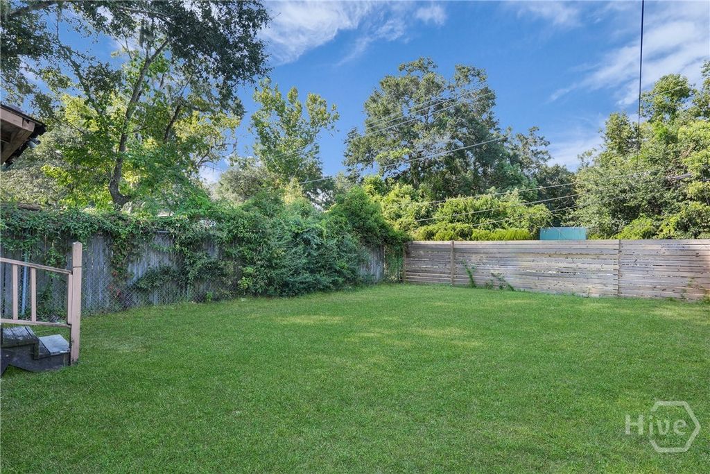 Image 27 of property listing at 2024 E 51st Street, Savannah, GA 31404