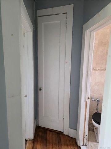 1115 Dorchester Road 4f, Brooklyn, NY 12218