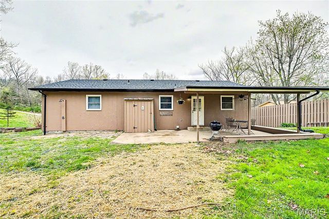 22 Gloria Drive, Union, MO 63084