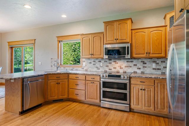 W6724 CHARLEEN LANE, Greenville, WI 54942