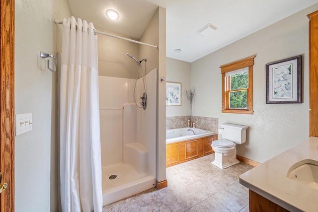 W6724 CHARLEEN LANE, Greenville, WI 54942
