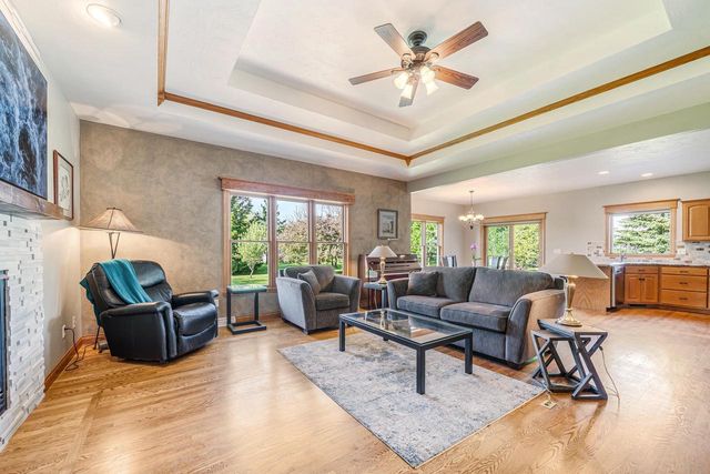 W6724 CHARLEEN LANE, Greenville, WI 54942
