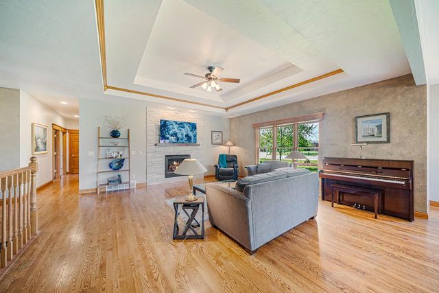 W6724 CHARLEEN LANE, Greenville, WI 54942
