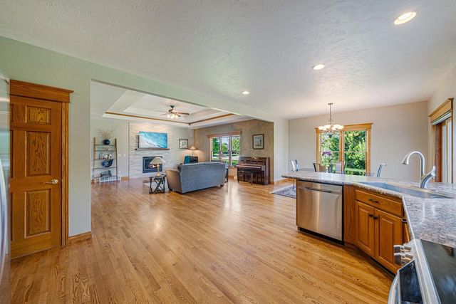 W6724 CHARLEEN LANE, Greenville, WI 54942