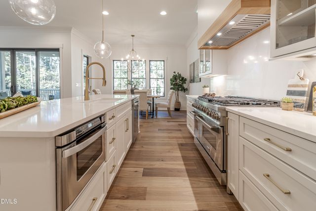 608 Warren Avenue, Cary, NC 27511