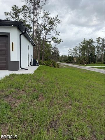 1607 E 14th ST, Lehigh Acres, FL 33972