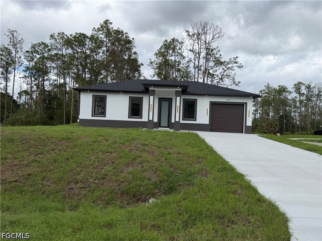 1607 E 14th ST, Lehigh Acres, FL 33972