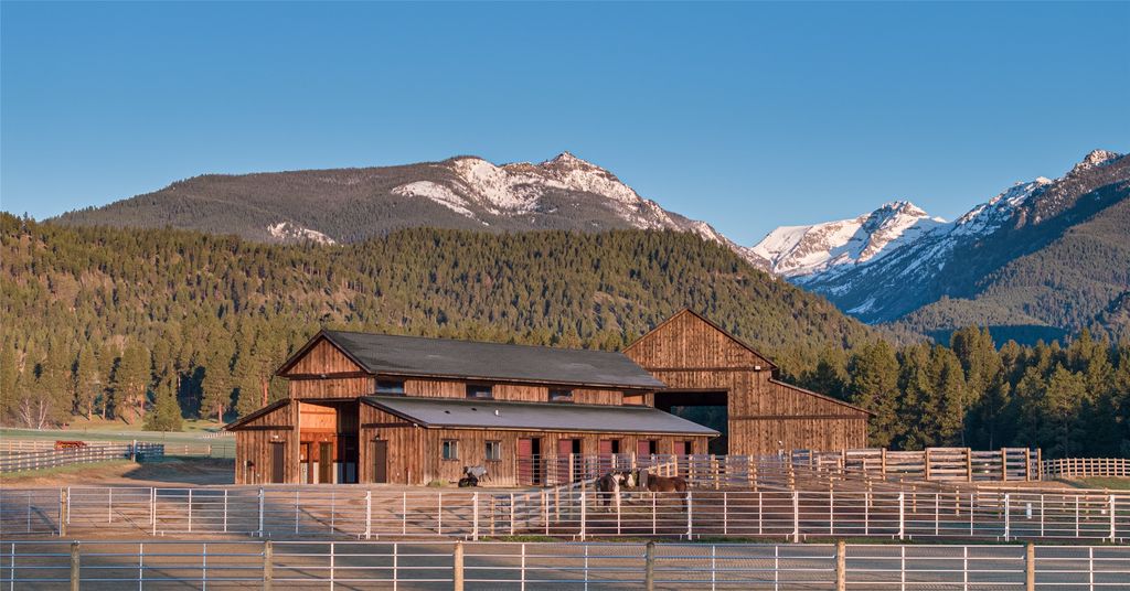 241 Orr Loop, Darby, MT 59829 photo 3