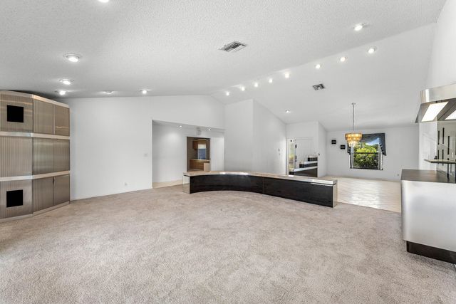 10775 Boca Woods Lane, Boca Raton, FL 33428