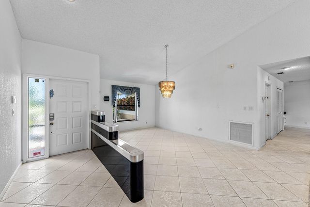 10775 Boca Woods Lane, Boca Raton, FL 33428