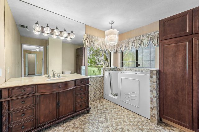 10775 Boca Woods Lane, Boca Raton, FL 33428