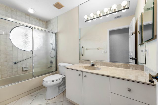 10775 Boca Woods Lane, Boca Raton, FL 33428