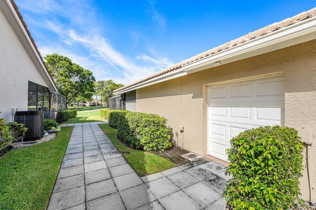 10775 Boca Woods Lane, Boca Raton, FL 33428