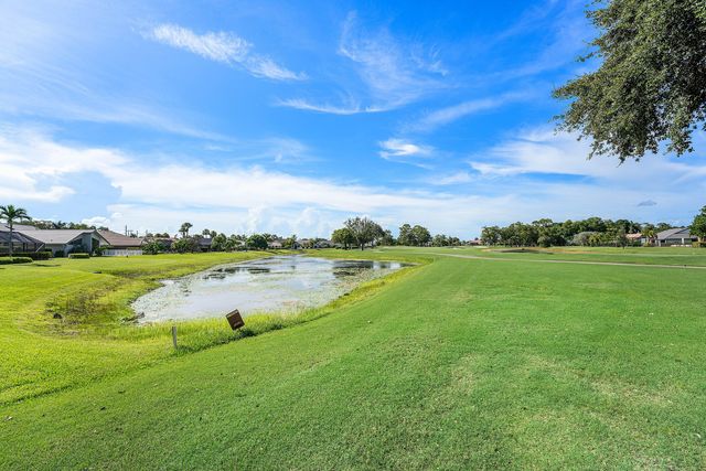 10775 Boca Woods Lane, Boca Raton, FL 33428