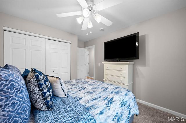 2286 Graystone Drive, St Charles, MO 63303