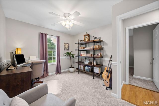 2286 Graystone Drive, St Charles, MO 63303